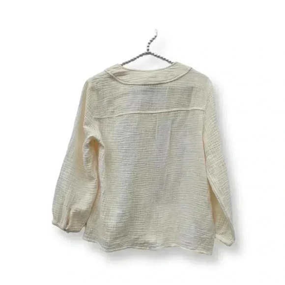 NWT L.L. Bean Women's Signature Gauzy Textured Shirt Item #CA509385 Size XSmall - Picture 2 of 5